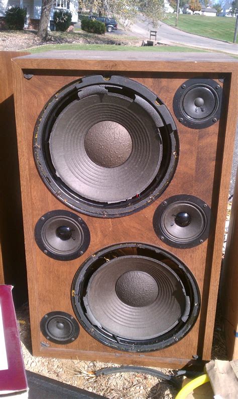 What Speakers Are These — Polk Audio Forum