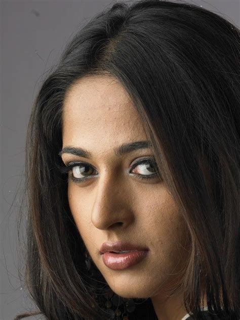 Tollywood Actress Anushka Shetty Hot Looking Mass Face Close Up Photos Bollywood Actress Hot