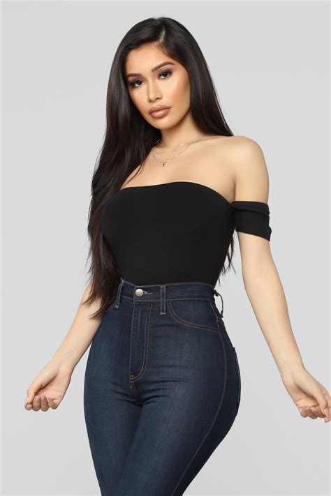 Different This Time Top Black High Waisted Skinny Jeans Fashion