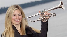 Alison Balsom: Neue Musik auf der Trompete - Musikmagazin - SRF