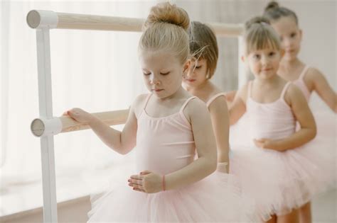 Kind Ballett Bilder Kostenloser Download Auf Freepik