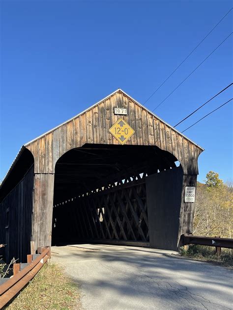 Willard Covered Bridge In North Hartland Vermont Spannin Flickr