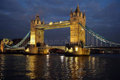Puente De La Torre Londres Inglaterra Reino Unido Europa En La