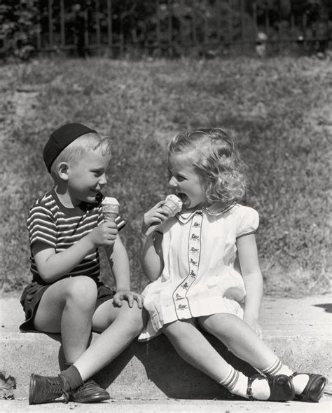 These 12 Vintage Photographs Celebrate The Simple Easygoing Fun Of