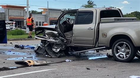 2 Seriously Injured After Crash In Manatee County