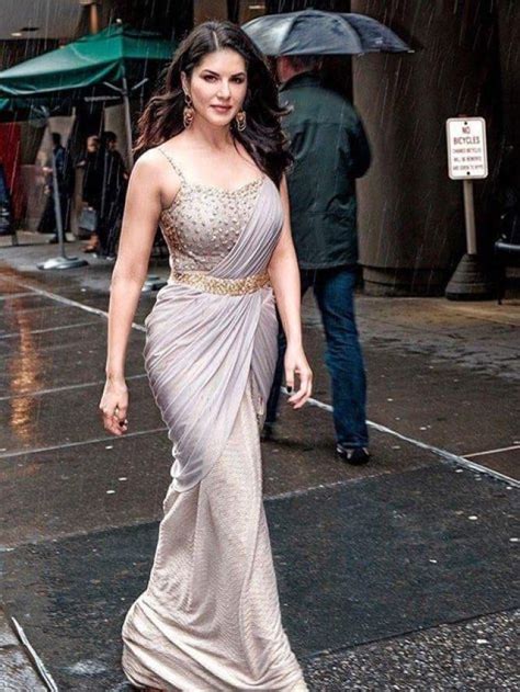 7 Times Sunny Leone Looked Gorgeous In A Saree Masala