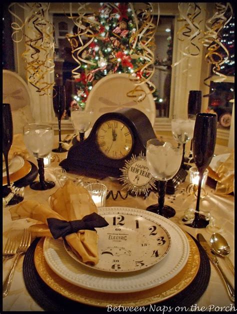 Sophisticated New Years Eve Table Decor
