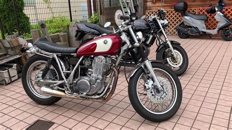 Cuando yamaha presento la sr400 original hace más de 30 años en seguida se convirtió en la favorita de los usuarios que. カフェレーサー ヤマハSR400 YAMAHA SR400 - YouTube