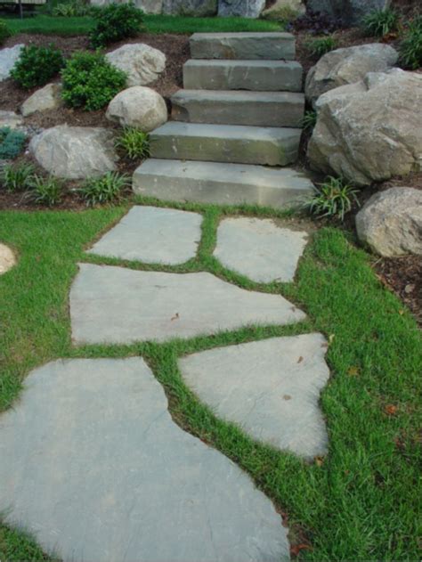 30 Walkway Stepping Stone Ideas Decoomo