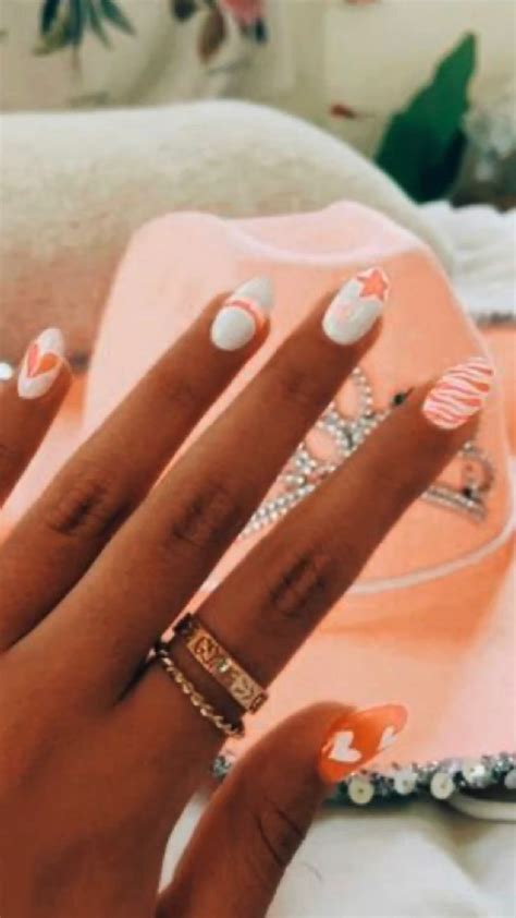 Preppy Nail Inspo In 2022 Cute Short Nails Chic Nails S And S Nails