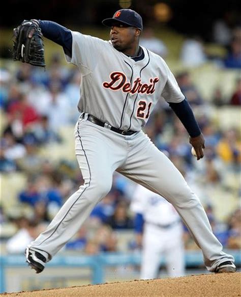Dontrelle Willis traded to Diamondbacks; Tigers will pay most of left-hander's remaining salary 