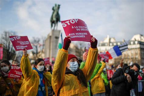 Une manifestation contre lavortement réunit plusieurs milliers de