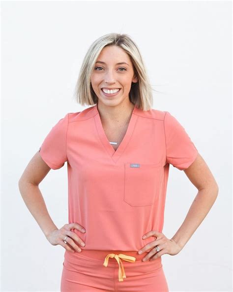 Figs Coral Scrubs Wearfigs Figsscrubs Nursing Medical Scrublife