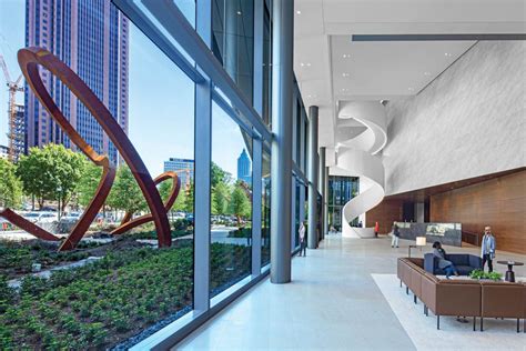 Hok Creates A Streamlined Office For A Freight Rail Operator In Atlanta