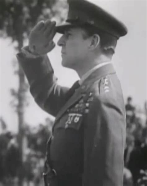 Photo General Douglas Macarthur Saluting 1930s World War Ii Database