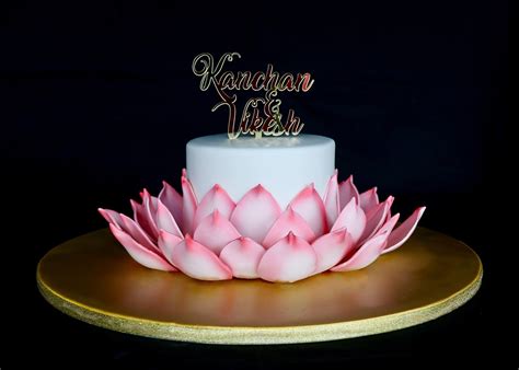 Baking Maniac Lotus Cake For An Engagement Party