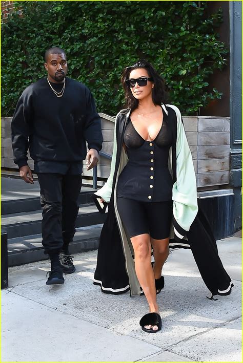 Kim Kardashian And Kanye West Had The Ultimate Dinner Party After The Vmas Photo 3745608 Kanye