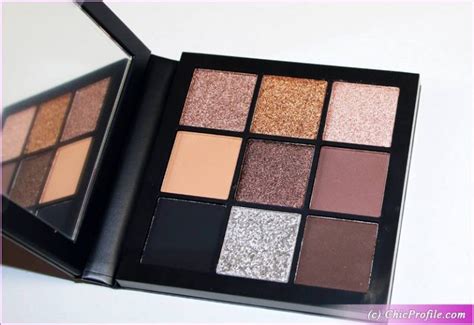 Huda Beauty Smokey Obsessions Eyeshadow Palette Review Photos
