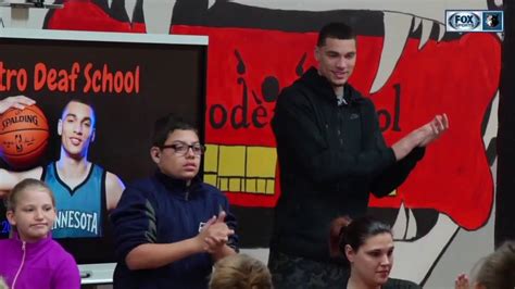 zach lavine donates dunk winnings to school for the deaf youtube