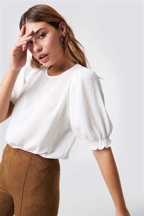 Puffed Short Sleeve Blouse White Na