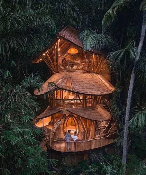 15 Charming Tree Houses For A Peaceful Getaway