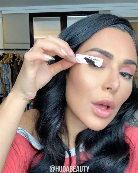 51 Nude Pictures Of Huda Kattan Which Will Cause You To Turn Out To Be