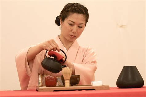 Los Quince Pasos De La Ceremonia Del Té En Japón La Extensa Ceremonia Del Té Japonesa