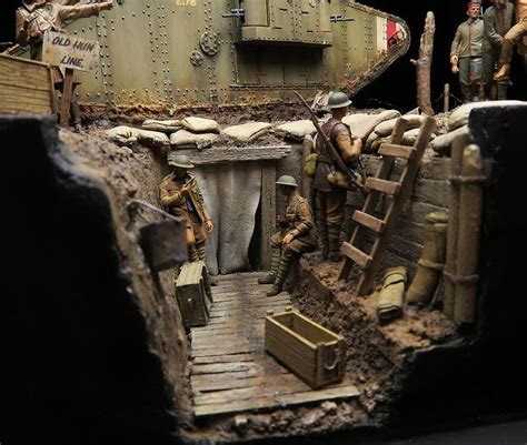Wwi Diorama With Toy Soldiers And Army Tank
