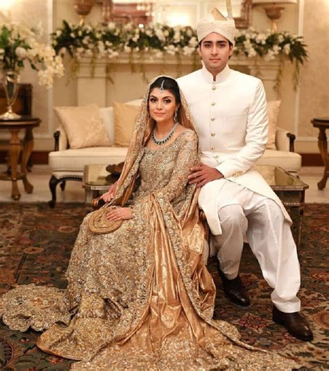 Maryam Nawaz S Daughter Wins The Internet By Reusing Her Wedding Outfits Reviewit Pk