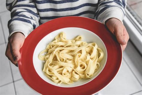 Elektronische musik bezeichnet musik, die durch elektronische klangerzeuger (generatoren) hergestellt und mit hilfe von lautsprechern wiedergegeben wird. Nudeln selber machen: so gehts kinderleicht (Werbung ...