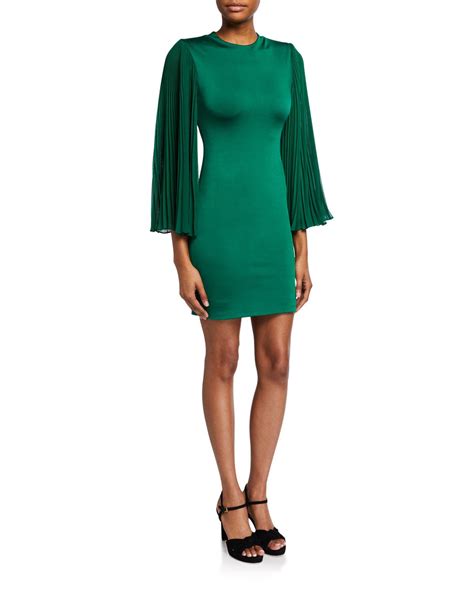 Alice Olivia Synthetic Zaya Pleated Strong Shoulder Dress In Green