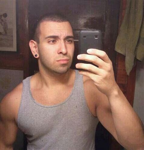 Pin By Deanna Gami O On Latin Guys Mirror Selfie Selfie Guys