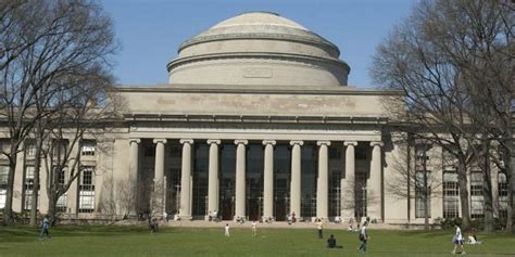 These Two Buildings Show Why Mit Is One Of The Coolest College Campuses In The Country College