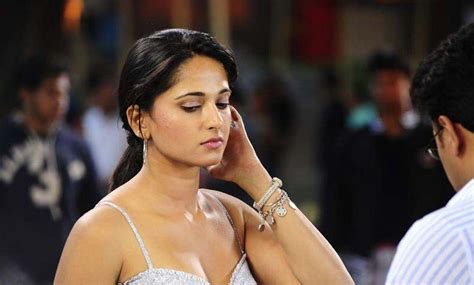 Anushka Shetty Mms Best Toppers