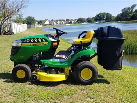 John Deere D105 175 Hp Automatic 42 In Riding Lawn Mower With Grass