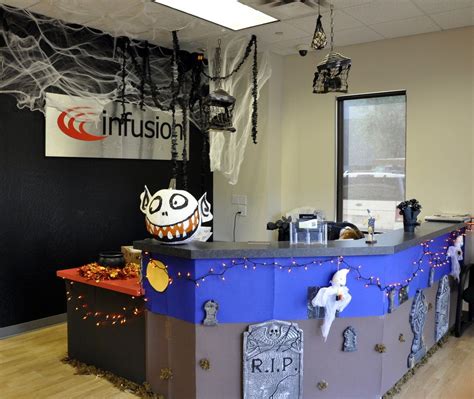 Halloween Decorating Ideas For Office At Work Halloween Decoration Ideas