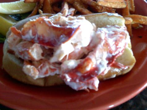 Everyone goes on about the tuna melt, but the fried chicken sandwich and. Lobster roll in Portland, Maine | Food, Travel food ...