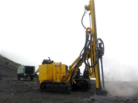 Open Pit Mining Use Diamond Enhanced Crawler Dth Top Hammer Water Well Drilling Drill For