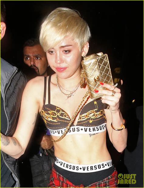 Miley Cyrus Enters A Club Fully Clothed Leaves In Her Bra Photo 3109046 Miley Cyrus Photos