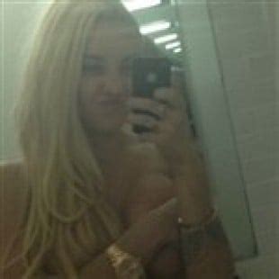 Amanda bynes nude selfie