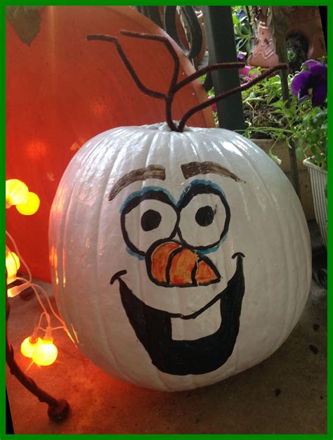 36 Pumpkin Painting Ideas For Kids Disney 2020 Painted Pumpkins