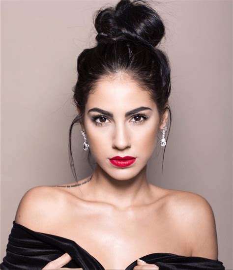 La vita privata di giulia de lellis. Giulia de Lellis biografia, da Andrea Damante all'altezza