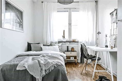 40 Minimalist Style Ideas For The Perfect Dorm Room