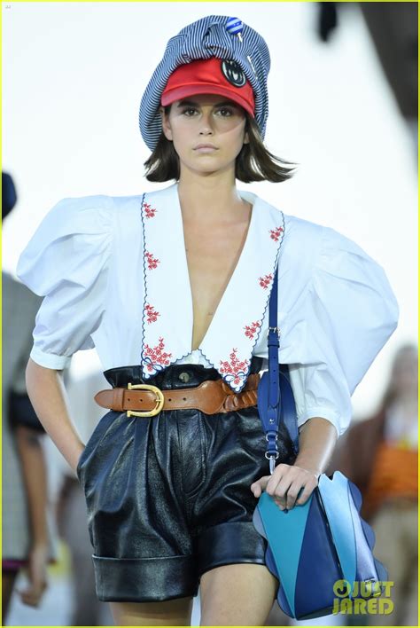 Kaia Gerber Hits Runway For Two Fashion Shows In Paris Photo 1245957 Photo Gallery Just