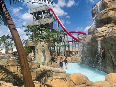 Top Tips For The Epic Waterpark In Waterloo Lost Island Lets Go Iowa