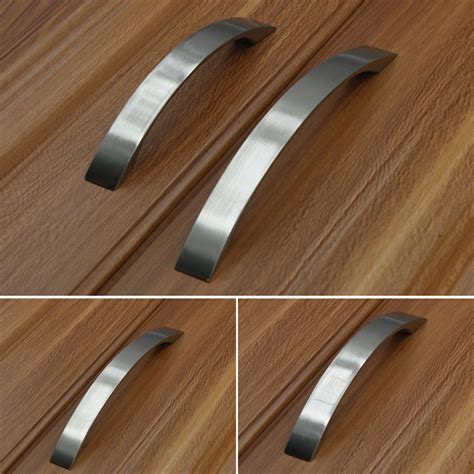 Our kitchen cabinet handles include styles and colours to suit every kitchen design. 96/128/160mm Aluminium Alloy Cabinet Handles and Knobs ...