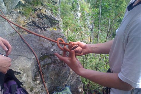 Essential Climbing Knots You Should Know And How To Tie Them Gearjunkie