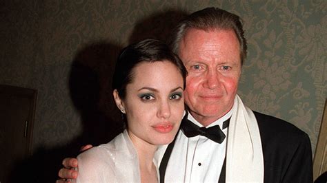 The Newz Times Angelina Jolies Parents Everything To Know About Dad