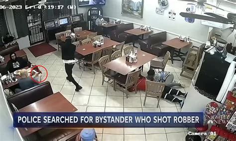 Robber 30 Shot Dead By Vigilante In Tx Had Long Prior Rap Sheet Daily Mail Online