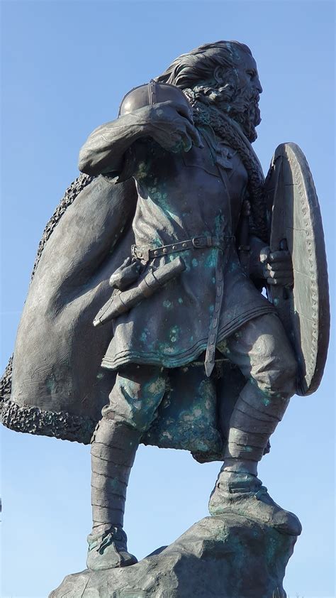 Statue Of Harald Fairhair Illustration World History Encyclopedia